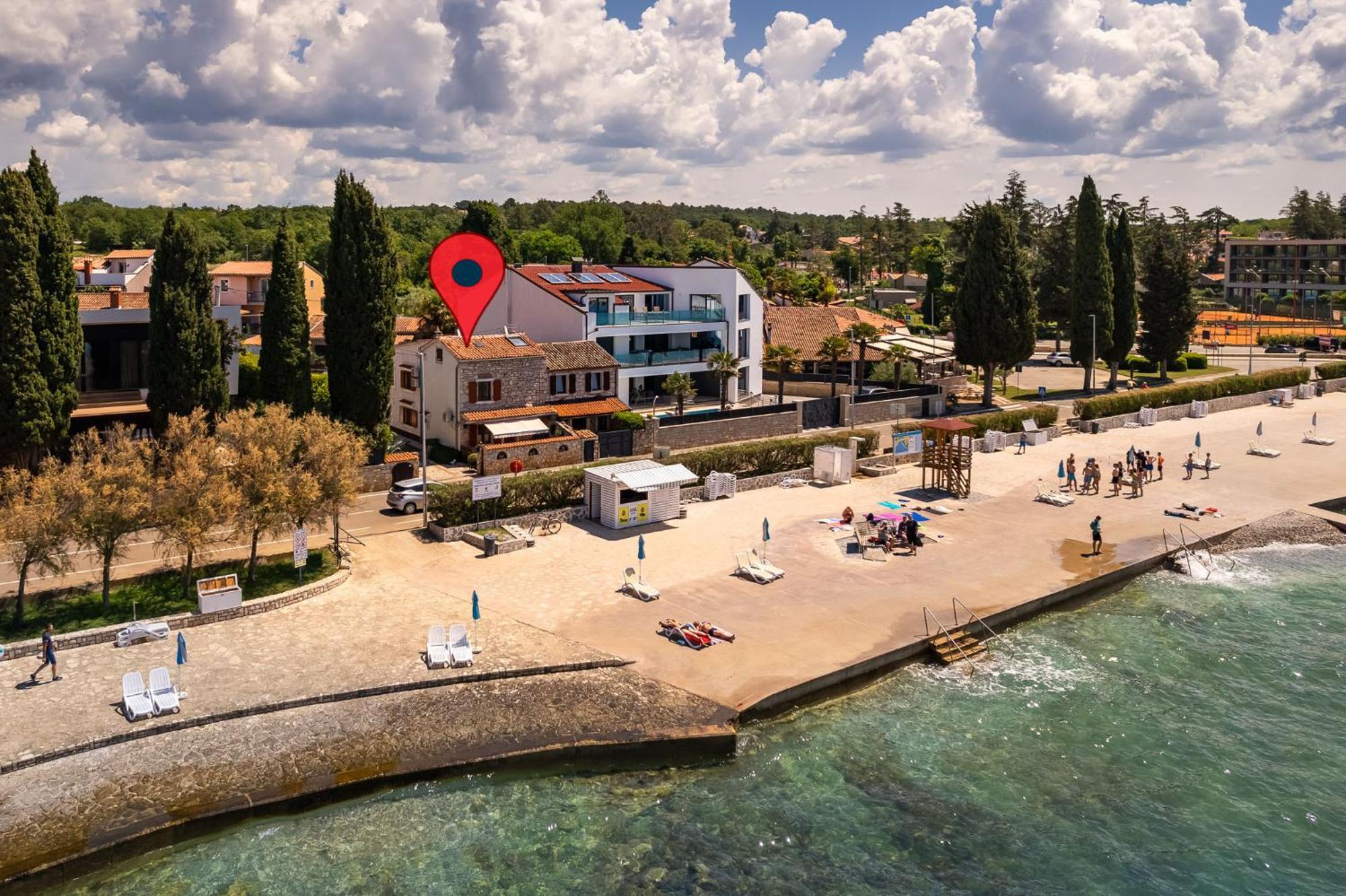 Beach House - Sea Breeze Poreč Exterior foto